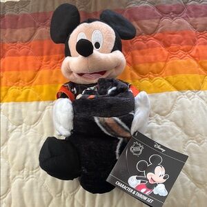 Disney Mickey Mouse Anaheim Ducks Plush with blanket